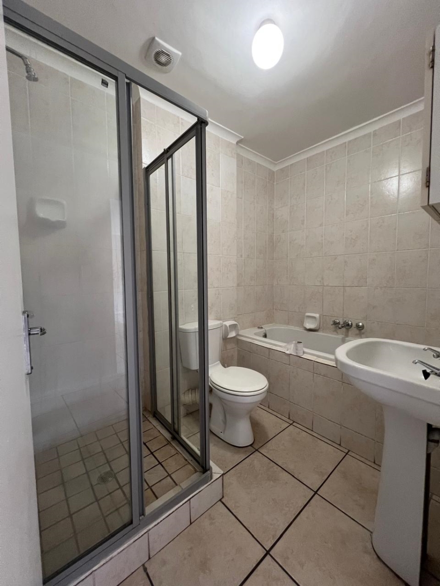 To Let 2 Bedroom Property for Rent in Sea Breeze Western Cape